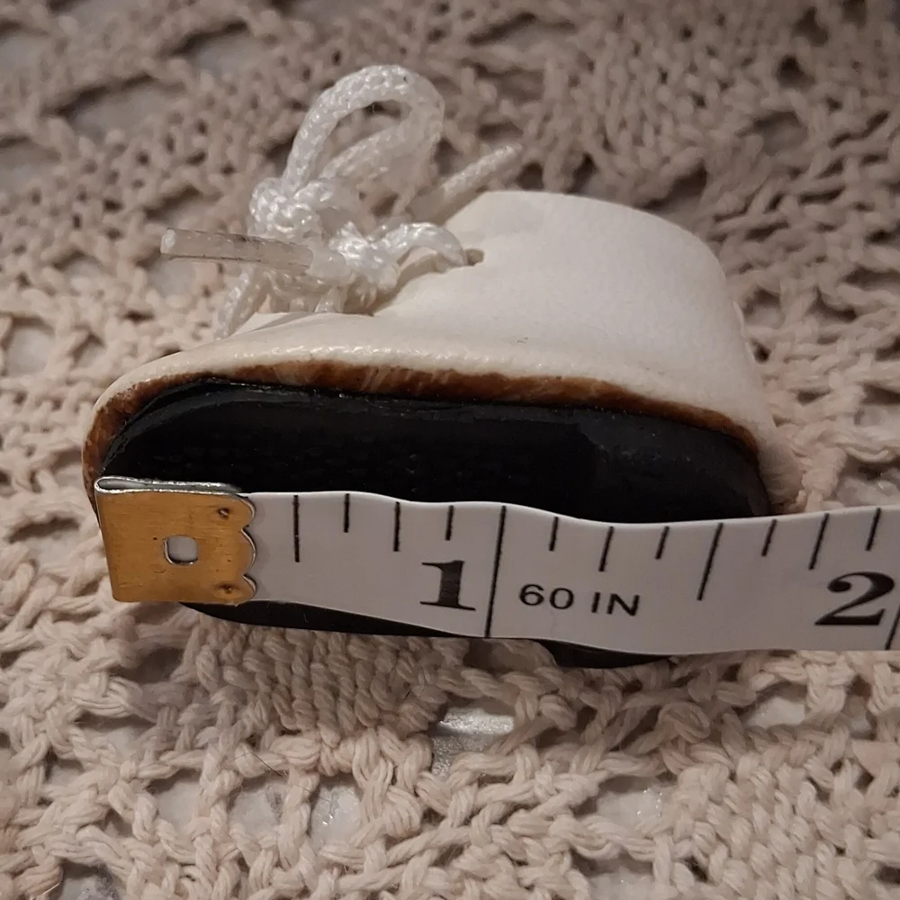 Vintage Cream-Colored Leatherette Lace-Up Shoes Booties for Small Dolls